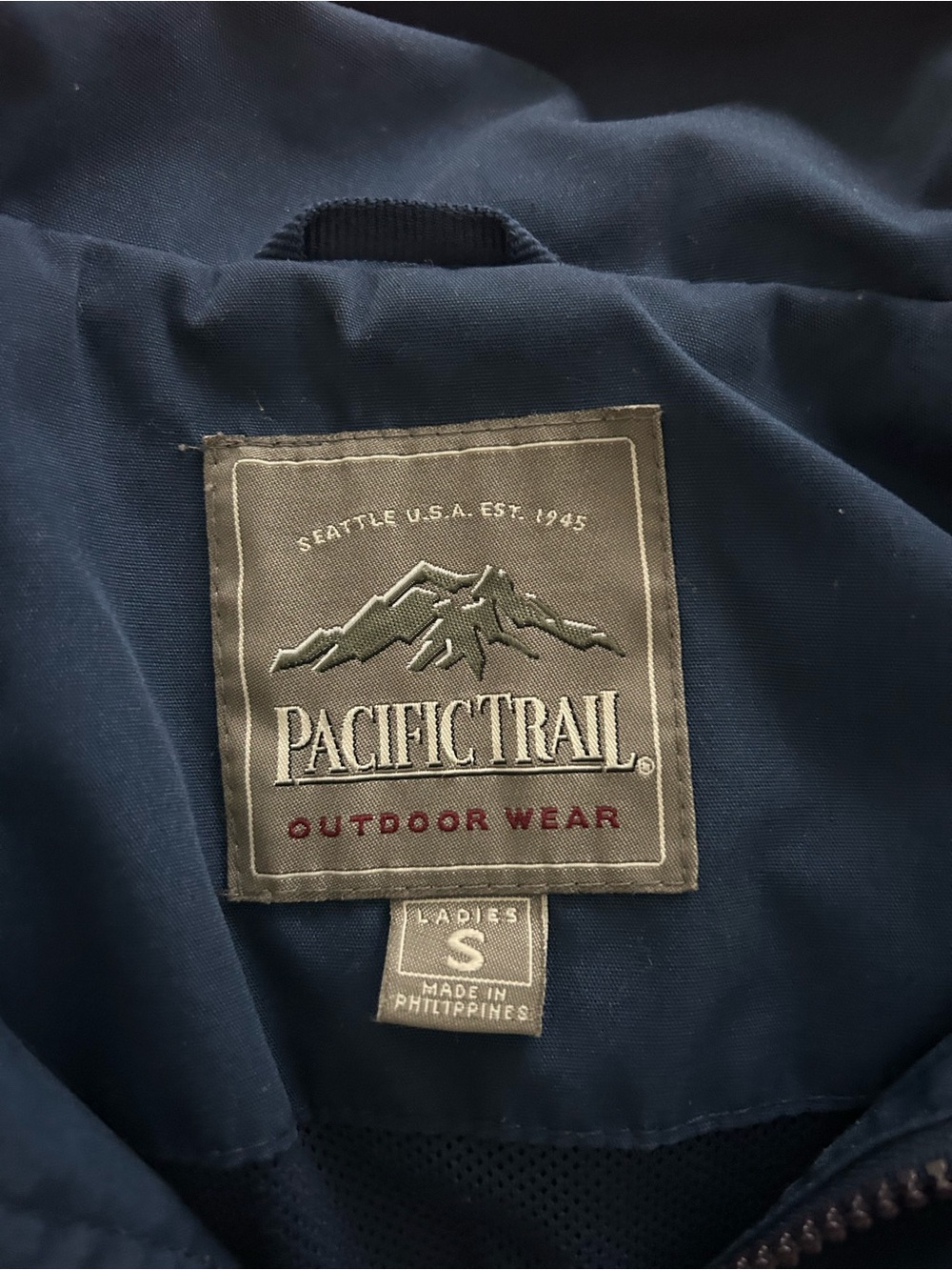 Pacific Trail Navy Men’s Raincoat with Branded Patch